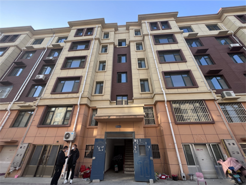 住宅楼顶板裂缝检测